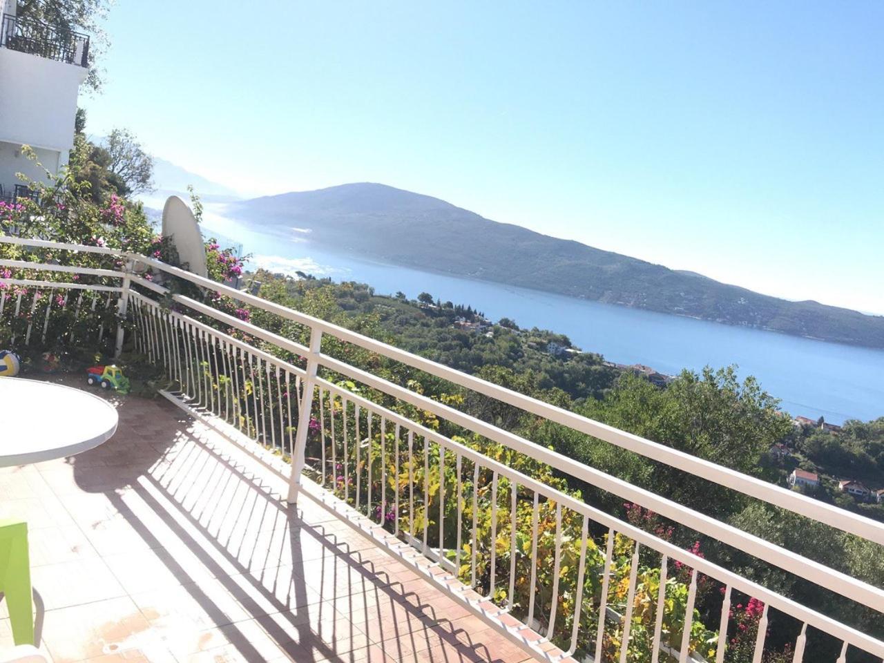 Magnificent Views Apartment Herceg Novi Extérieur photo